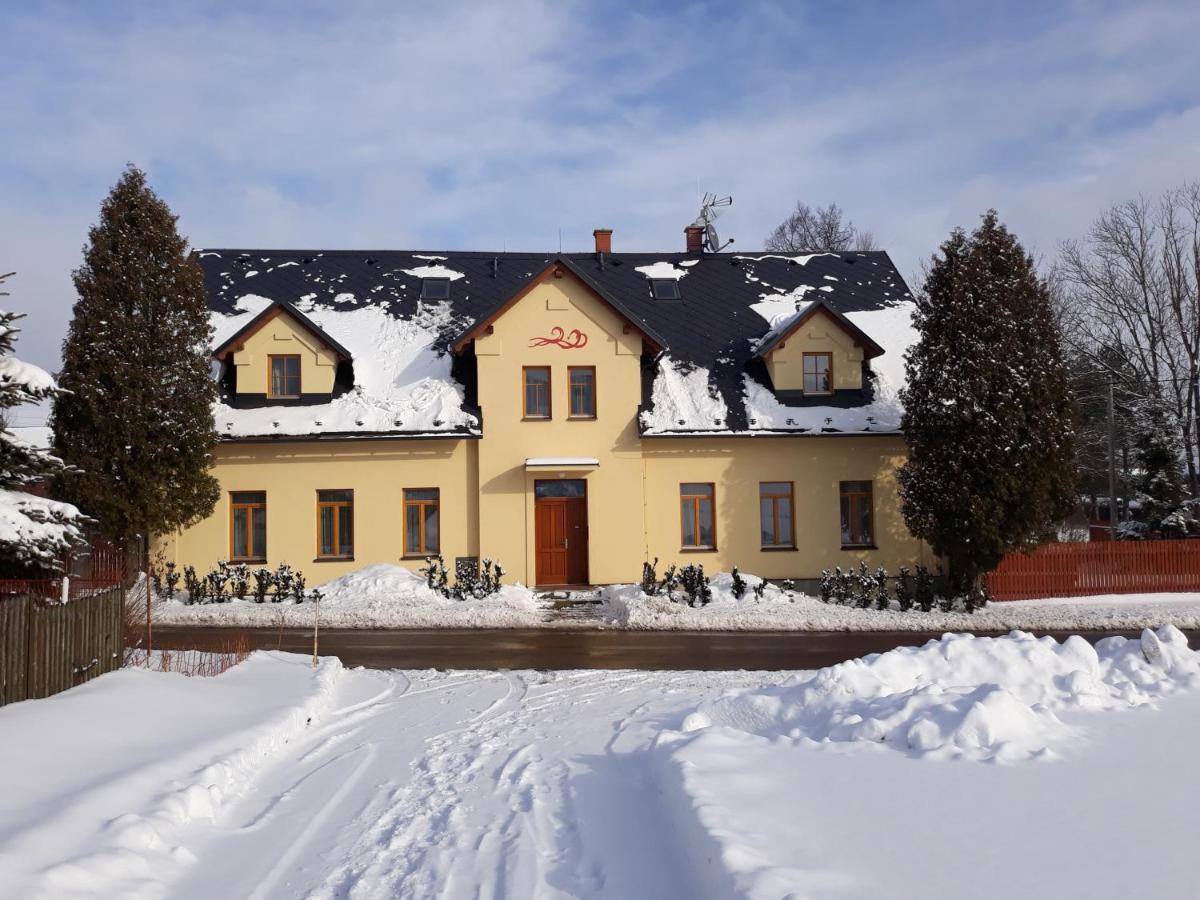 Hotel Penzion Červená voda -penzion s dotekem dálek Exterior foto